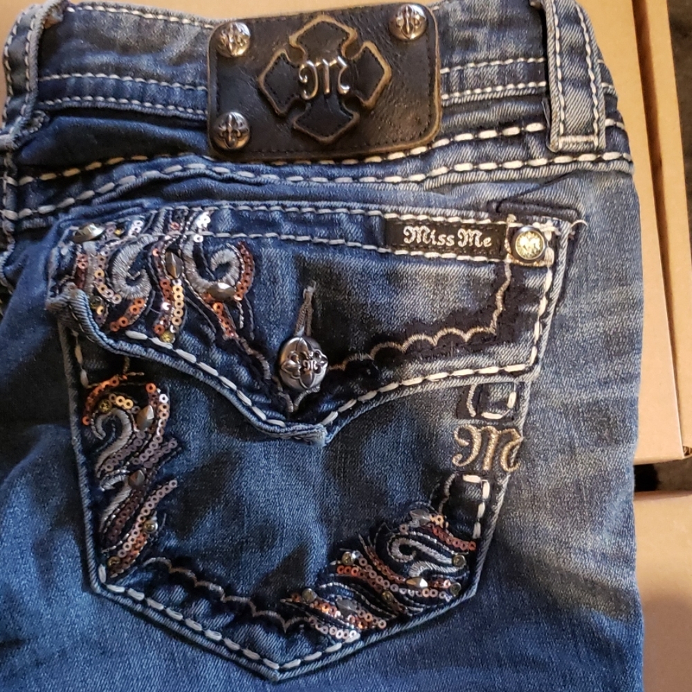 Miss Me size 31 short